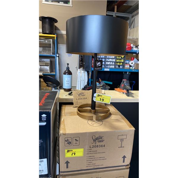 3 ASHLEY SIGNATURE DESIGN MODEL L208364. BLACK/GOLD 24" CONTEMPORARY METAL TABLE LAMPS