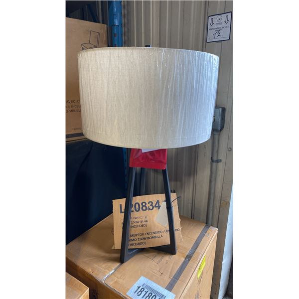 3 ASHLEY SIGNATURE DESIGN MODEL L208344. 34.75" VINTAGE INSPIRED METAL TABLE LAMPS WITH FABRIC SHADE