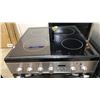 Image 3 : FRIGIDAIRE MODEL FCFE242CAS. 24" STAINLESS STEEL FREESTANDING COMPACT ELECTRIC RANGE WITH SMOOTH