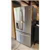 Image 2 : G.E APPLIANCES MODEL GYE22GYNJFS. 22.1 CU FT STAINLESS STEEL FRENCH DOOR BOTTOM FREEZER