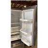 Image 6 : G.E APPLIANCES MODEL GYE22GYNJFS. 22.1 CU FT STAINLESS STEEL FRENCH DOOR BOTTOM FREEZER