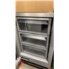 Image 4 : LIEBHERR MODEL MF2451. 24" 11.5 CU FT PANEL READY SMART COLUMN FREEZER