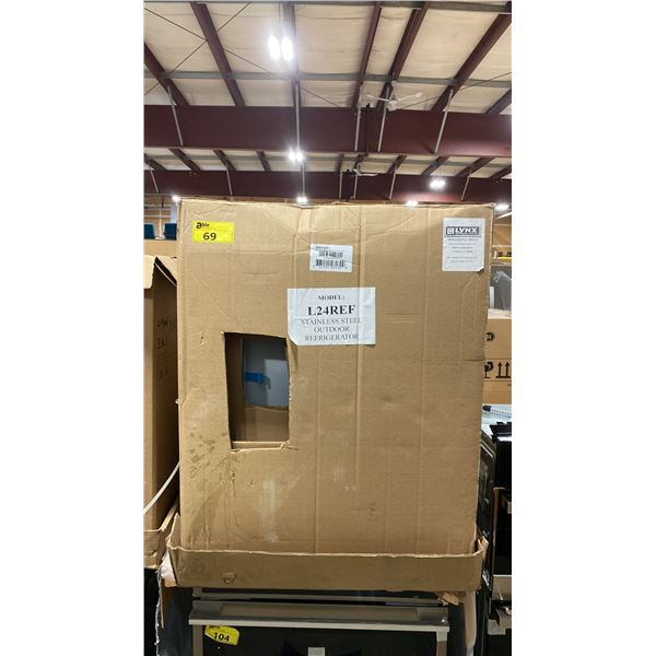LYNX MODEL L24REF. STAINLESS STEEL 24" PROFESSIONAL GRADE OUTDOOR REFRIGERATOR