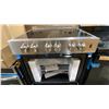 Image 3 : BLOMBERG MODEL BIR34452CSS. 30" SLIDE IN INDUCTION RANGE WITH 4 INDUCTION COOKING ZONES, COOL TOUCH