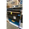 Image 2 : G.E APPLIANCES MODEL JCBS630SV1SS. 30" FREESTANDING ELECTRIC RANGE WITH SMOOTH CERAMIC GLASS COOKTOP