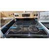 Image 3 : G.E APPLIANCES MODEL JCBS630SV1SS. 30" FREESTANDING ELECTRIC RANGE WITH SMOOTH CERAMIC GLASS COOKTOP