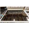 Image 5 : MARATHON MODEL MER3070W. 30" WHITE FREESTANDING ELECTRIC RANGE WITH SMOOTH CERAMIC GLASS COOKTOP,