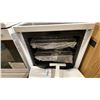 Image 4 : MARATHON MODEL MER245W-2. DELUXE 24" FREESTANDING ELECTRIC RANGE WITH 4 RADIANT ELEMENTS, 2.7 CU FT