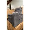 Image 2 : PALLISER VERTEX MODEL 41470-3L-5KIA02. & 41470-IL-5KIA03. FABRIC POWER RECLINERS IN TORREY CRACKED