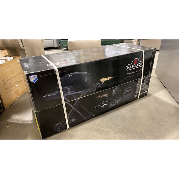 NAPOLEON TRAVEL Q MODEL PRO285X-MK-PHM. PORTABLE PROPANE GAS GRILL IN MATTE BLACK WITH FOLDING
