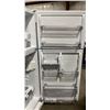 Image 4 : MIDEA MODEL MRT18D3BWW. 30" WHITE 18.1 CU FT TOP-FREEZER REFRIGERATOR WITH MULTI AIR FLOW TECHNOLOGY