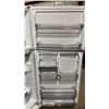 Image 5 : MIDEA MODEL MRT18D3BWW. 30" WHITE 18.1 CU FT TOP-FREEZER REFRIGERATOR WITH MULTI AIR FLOW TECHNOLOGY