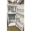 Image 3 : MIDEA MODEL MRT18D3BWW. 30" WHITE 18.1 CU FT TOP-FREEZER REFRIGERATOR WITH MULTI AIR FLOW TECHNOLOGY