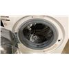 Image 3 : DANBY MODEL DWM120WDB-3. WHITE 24" 2.7 CU FT, 120V COMPACT ALL IN ONE VENTLESS WASHER/DRYER COMBO
