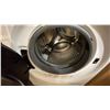 Image 6 : WHIRLPOOL MODEL YWFH5424SJ. 24" COMPACT VENTLESS WASHER/DRYER UNIT WITH TITANIUM METALLIC FINISH,