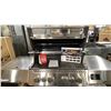 Image 2 : NAPOLEON MODEL P500RSIBNSS-3. PRESTIGE 500 STAINLESS STEEL NATURAL GAS GRILL WITH INFRARED SIDE AND
