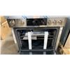 Image 4 : BOSCH MODEL HIS8055C. 800 SERIES 30" INDUSTRIAL STYLE STAINLESS STEEL INDUCTION RANGE WITH 4