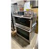 Image 4 : SAMSUNG MODEL NQ70M7770D. STAINLESS STEEL 30" SMART MICROWAVE COMBINATION WALL OVEN