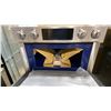 Image 7 : SAMSUNG MODEL NQ70M7770D. STAINLESS STEEL 30" SMART MICROWAVE COMBINATION WALL OVEN