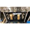 Image 7 : KITCHENAID MODEL KFGC506JSS. STAINLESS STEEL 36" SMART COMMERCIAL STYLE GAS RANGE WITH 6 BURNERS,