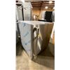 Image 2 : ALFRESCO MODEL URS-1XE. 28" STAINLESS STEEL 7.25 CU FT ALL WEATHER OUTDOOR REFRIGERATOR