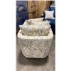 Image 5 : DECOR-REST FABRIC FOREST PATTERN SWIVEL STYLE ACCENT CHAIR WITH 2 THROW CUSHIONS
