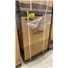 Image 2 : DANBY MODEL DERM240WC. 24" WHITE FREESTANDING ELECTRIC RANGE WITH 4 COIL ELEMENTS