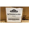 Image 5 : SILHOUETTE PROFESSIONAL MODEL DAR055D2BSSPRO. 5.5 CU FT STAINLESS STEEL OUTDOOR REFRIGERATOR