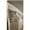 Image 5 : LG MODEL LRDNC1004V. SLIM 24" PLATINUM SILVER COUNTER DEPTH BOTTOM FREEZER REFRIGERATOR WITH