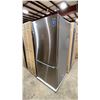 Image 2 : MIDEA MODEL MRB18B4AST. STAINLESS STEEL 30" 18.4 CU FT BOTTOM FREEZER REFRIGERATOR