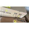 Image 2 : GALTECH INTERNATIONAL BLACK HEAVY DUTY CANTILEVER UMBRELLA BASE SET *IN BOX*