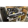 Image 3 : FRIGIDAIRE PROFESSIONAL MODEL FPID2498SF9A STAINLESS STEEL FRONT BUILT-IN DISHWASHER