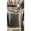 Image 2 : FRIGIDAIRE MODEL FDHP4336A5 STAINLESS STEEL FRONT BUILT-IN DISHWASHER