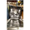Image 4 : FRIGIDAIRE MODEL FDHP4336A5 STAINLESS STEEL FRONT BUILT-IN DISHWASHER