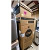 Image 5 : MONOGRAM MODEL ZIF180NPKII 18" BUILT-IN COLUMNS FREEZER 8.4 CU. FT., PANEL REA