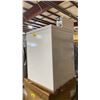 Image 2 : HUEBSCH MODEL HWNSX2SP115CWO1 COIN (LOONIE) OPERATED COMMERCIAL WASHER (WHITE)