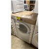 Image 3 : BOSCH MODEL WGA14400UC. 24" 2.2 CU FT WHITE COMPACT FRONT LOAD WASHING MACHINE WITH SPEED PERFECT