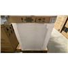 Image 3 : BOSCH MODEL WPA12100UC. 300 SERIES 24" 4.0 CU FT WHITE VENTLESS CONDENSATION DRYER WITH 15 DRYING