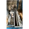 Image 2 : 2 JENNAIR MODEL JVD0303GS. DOWNDRAFT VENTILATION UNITS & ASSORTED HOOD FAN PARTS