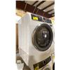 Image 3 : ELECTROLUX MODEL ELFE763CBW0. WHITE 8.0 CU FT  FRONT LOAD ELECTRIC DRYER WITH 11 DRYING SETTINGS,
