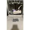 Image 3 : GE MODEL GDF510PGR6WW. WHITE 24" BUILT IN UNDERCOUNTER DISHWASHER