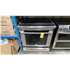 Image 1 : ELECTROLUX MODEL EW30ES6CGS7. SLIDE IN ELECTRIC STOVE WITH WARMING DRAWER *USED CONDITION, MAY
