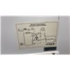 Image 6 : UNIQUE MODEL UGP-265L1 DC. WHITE 9.3 CU FT COMMERCIAL DISPLAY LOCKING CHEST FREEZER WITH