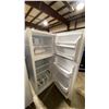 Image 3 : MIDEA WHITE TOP FREEZER REFRIGERATOR *ORIGINATED IN SERVICE AREA, WORKING CONDITION UNKNOWN*