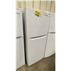 Image 2 : FRIGIDAIRE WHITE TOP FREEZER REFRIGERATOR  *ORIGINATED IN SERVICE AREA, WORKING CONDITION UNKNOWN*