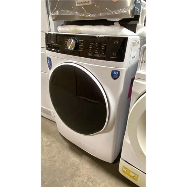 MIDEA WHITE FRONT LOAD WASHING MACHINE  *ORIGINATED IN SERVICE AREA, WORKING CONDITION UNKNOWN*