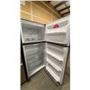 Image 3 : FRIGIDAIRE STAINLESS STEEL TOP FREEZER REFRIGERATOR  *ORIGINATED IN SERVICE AREA, WORKING CONDITION