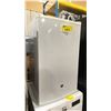 Image 2 : G.E APPLIANCES WHITE BAR FRIDGE  *ORIGINATED IN SERVICE AREA, WORKING CONDITION UNKNOWN*