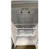 Image 5 : FRIGIDAIRE WHITE TOP FREEZER REFRIGERATOR  *ORIGINATED IN SERVICE AREA, WORKING CONDITION UNKNOWN*