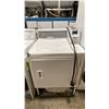 Image 2 : HUEBSCH WHITE COIN OPERATED DRYER, SPEED QUEEN WHITE WASHING MACHINE & WHIRLPOOL WHITE WASHING